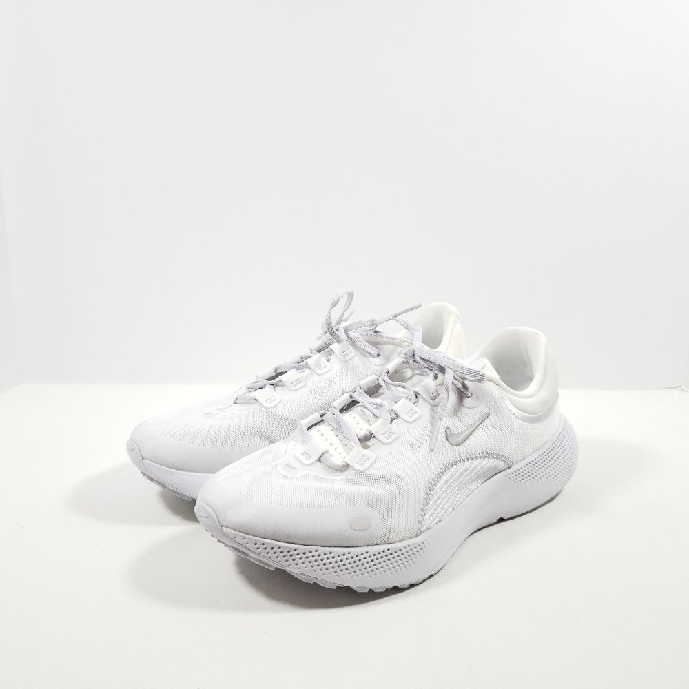 Nike Women's React Escape Run - White 7.5M